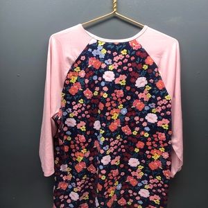 Lularoe bundle 3 shirts